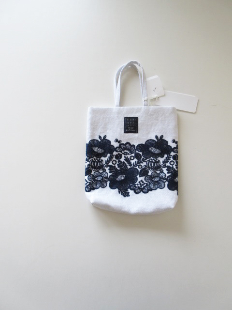 新品 ＊ミナペルホネン ＊ toast bag ~smile flower~ - トートバッグ