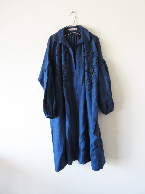 TOWAVASE / トワヴァーズ 19-0011S 刺繍スモックドレス F BLUE